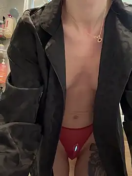 mollyyank online show from March 20, 2026, 8:15 am