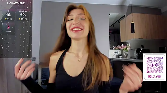 mollyyank online show from March 5, 2025, 2:34 pm