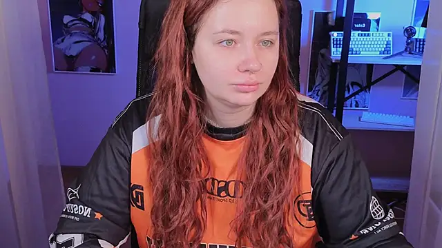 carolina elf online show from October 29, 2025, 7:18 am