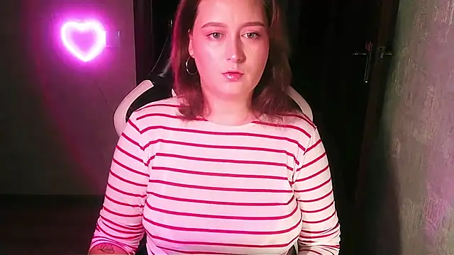 OksiFels online show from September 16, 2025, 9:27 pm