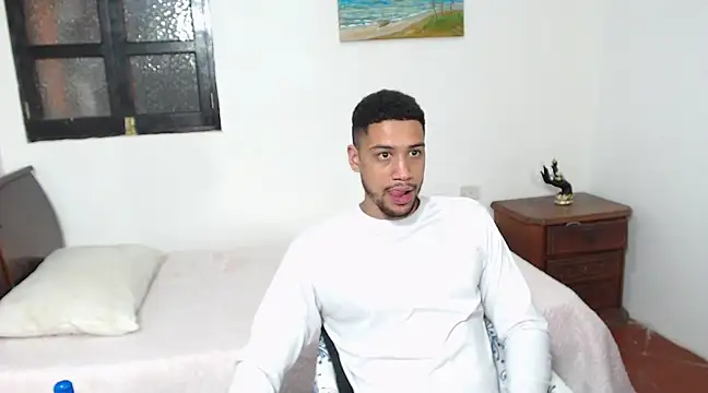 Jhors  Collens online show from March 7, 2025, 7:41 am