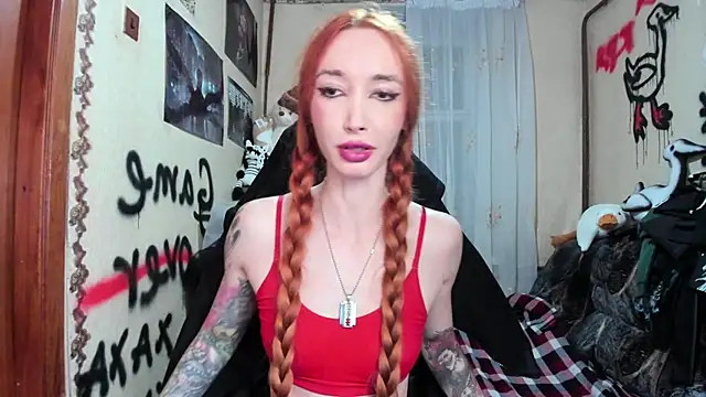 Roxy Silver online show from September 9, 2025, 10:19 pm