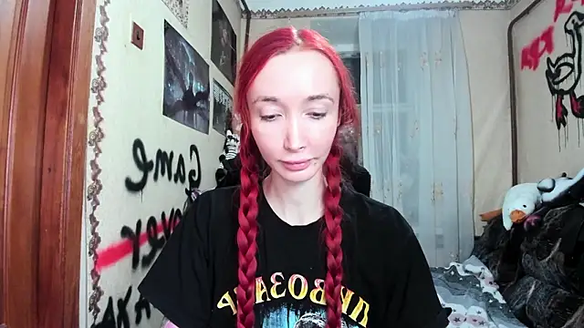 Snapshot of Roxy_Silver chatting on February 22, 2026, 9:16 pm Roxy Silver online show from February 22, 2026, 9:16 pm