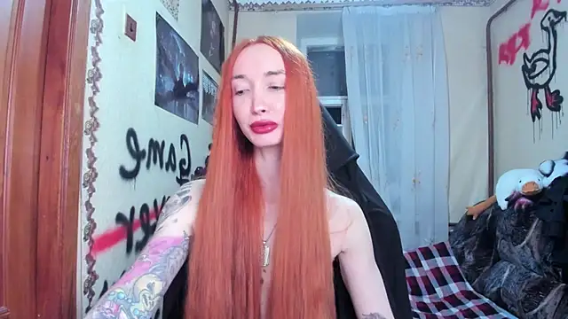 Roxy Silver online show from March 8, 2025, 6:58 pm