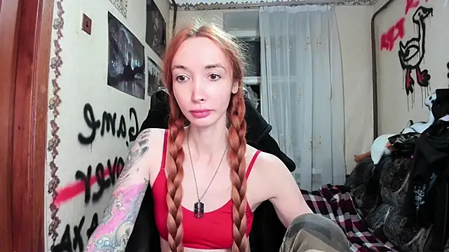 Roxy Silver online show from September 20, 2025, 8:47 pm