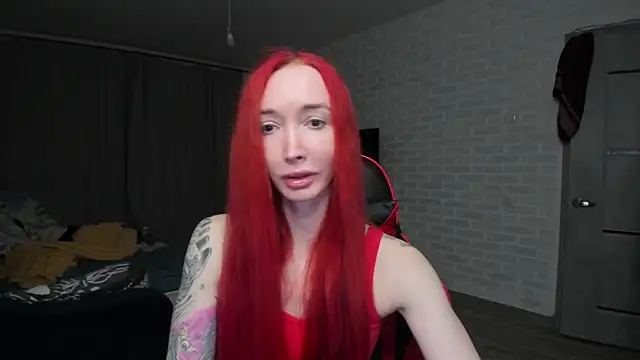 Snapshot of Roxy_Silver chatting on February 28, 2026, 5:01 pm Roxy Silver online show from February 28, 2026, 5:01 pm