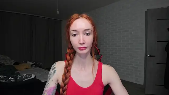 Snapshot of Roxy_Silver chatting on December 4, 2025, 7:13 pm Roxy Silver online show from December 4, 2025, 7:13 pm