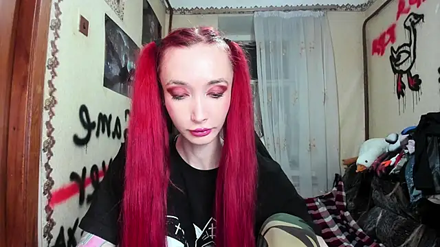 Snapshot of Roxy_Silver chatting on January 8, 2026, 8:48 pm Roxy Silver online show from January 8, 2026, 8:48 pm