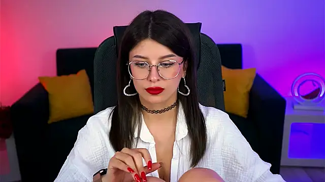 NicoleMun online show from March 22, 2025, 11:32 am