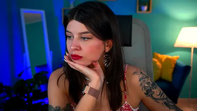 NicoleMun online show from February 18, 2025, 6:26 pm