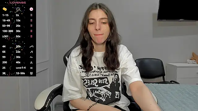 broosnica1 online show from November 11, 2025, 8:09 am