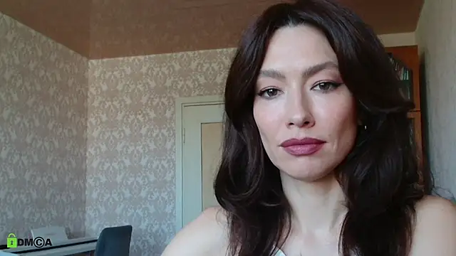 alicia spicy online show from June 25, 2026, 5:56 am