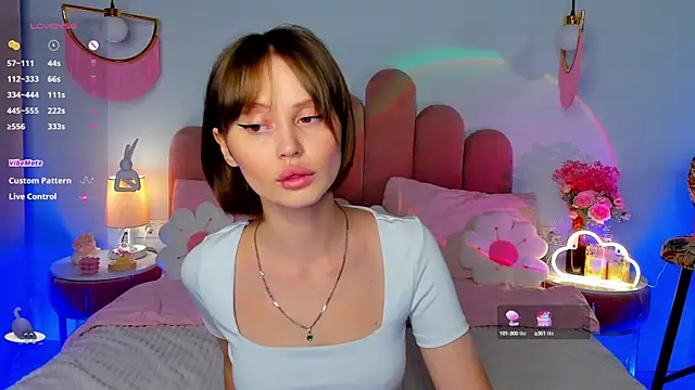 MaryLew online show from October 7, 2025, 6:14 am