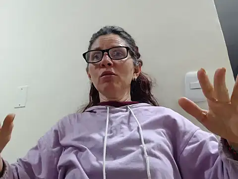 Alicia inblack online show from September 12, 2025, 10:53 pm