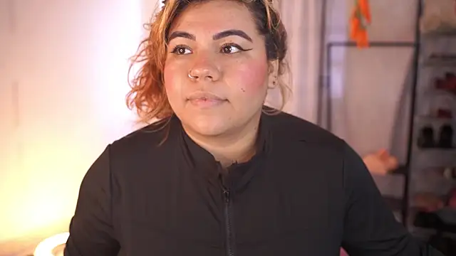 Snapshot of Samanta_cutee chatting on June 6, 2026, 4:12 pm Samanta cutee online show from June 6, 2026, 4:12 pm