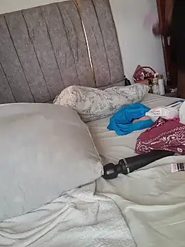 KINKYGIRL30 online show from April 9, 2026, 4:47 am