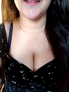 Snapshot of AK---47 chatting on September 14, 2025, 8:04 am AK---47 online show from September 14, 2025, 8:04 am