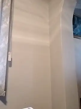 cleopatra-phaedra online show from October 8, 2025, 3:35 pm