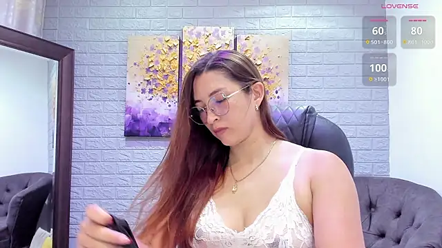  LaraMom  online show from February 26, 2026, 7:47 pm