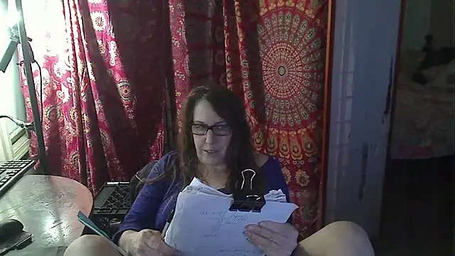 Snapshot of Ireallysquirt chatting on February 25, 2026, 4:34 am Ireallysquirt online show from February 25, 2026, 4:34 am