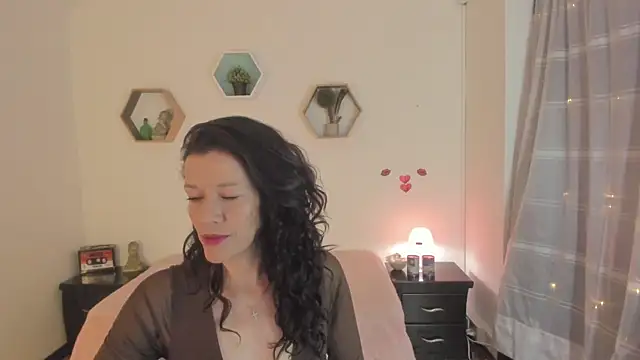 Snapshot of Paloma_victory chatting on May 10, 2026, 8:22 pm Paloma victory online show from May 10, 2026, 8:22 pm