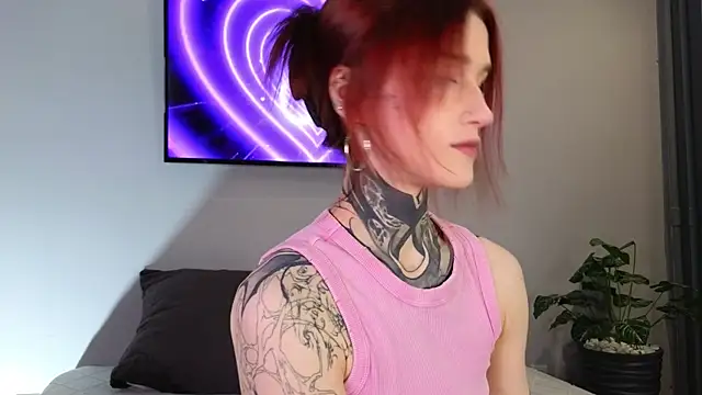 SophieInkk online show from October 29, 2025, 4:22 am