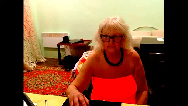 Natali7634 online show from May 20, 2026, 3:42 pm