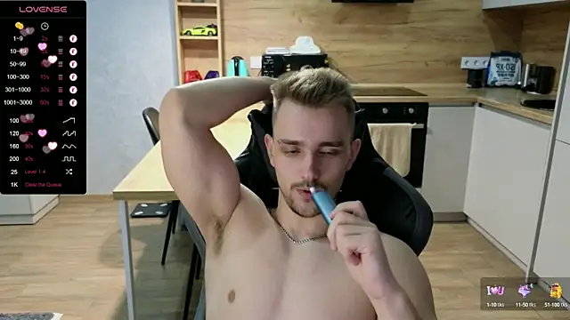 Larstar01 online show from February 1, 2025, 2:47 am