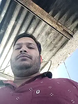 DeepakXxxR86 online show from April 17, 2026, 8:00 pm