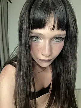 Snapshot of CherryCrystall chatting on July 19, 2026, 6:04 pm CherryCrystall online show from July 19, 2026, 6:04 pm