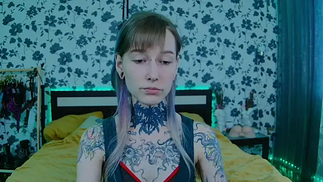 Littlespacemouse online show from September 30, 2025, 12:33 pm