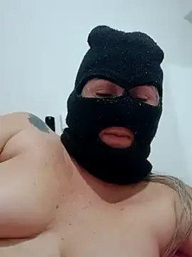 titiasexy online show from September 27, 2025, 3:12 am