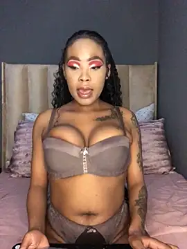 Nicole Liam  online show from October 2, 2025, 11:19 pm