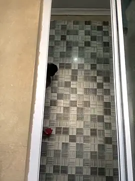 Nicole Liam  online show from October 12, 2025, 10:49 am