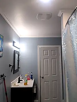 jonnyjenner online show from October 7, 2025, 4:24 am