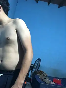 Edanvvv online show from January 16, 2026, 2:37 am