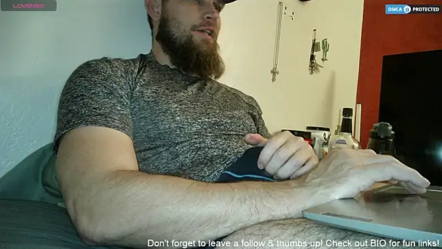 dikdowndaddy online show from April 5, 2026, 2:29 am