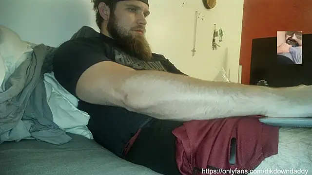 dikdowndaddy online show from February 4, 2025, 10:32 am