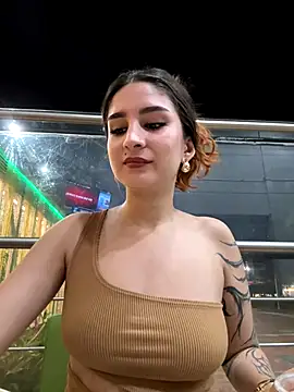 Mon Cherry online show from September 19, 2025, 12:58 am