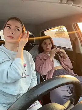 LavenderHot online show from February 18, 2025, 2:27 am