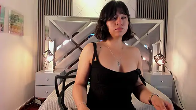  julietta online show from March 19, 2025, 12:34 pm