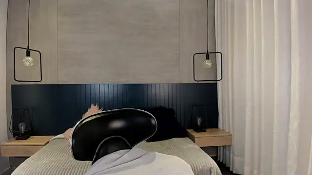  julietta online show from March 7, 2025, 12:34 pm