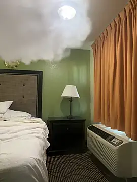 Gin4Cole online show from January 30, 2025, 4:24 pm