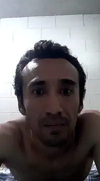 EIGUAP00 online show from January 7, 2025, 7:49 pm