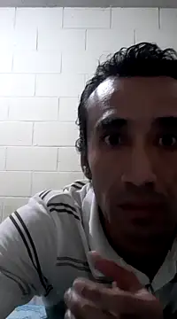 EIGUAP00 online show from January 9, 2025, 4:17 pm