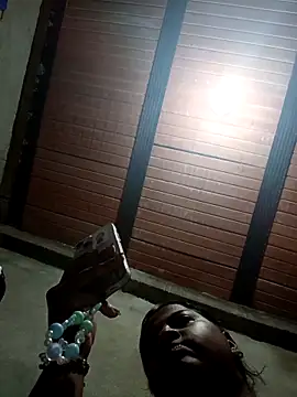 Snapshot of Giselabrunette25 chatting on March 1, 2026, 9:31 am Giselabrunette25 online show from March 1, 2026, 9:31 am