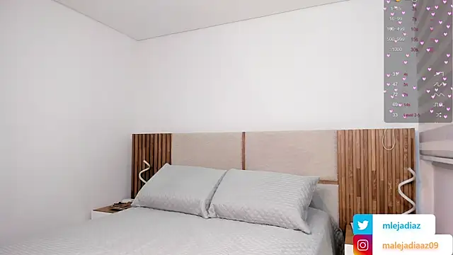 Snapshot of MalejaDiaz_ chatting on September 8, 2025, 5:12 pm MalejaDiaz online show from September 8, 2025, 5:12 pm