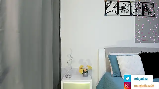 Snapshot of MalejaDiaz_ chatting on March 8, 2025, 3:56 pm MalejaDiaz online show from March 8, 2025, 3:56 pm