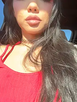 yummyrina online show from January 24, 2025, 7:07 pm