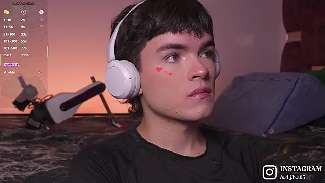 Angelo 018 online show from November 2, 2025, 6:07 am